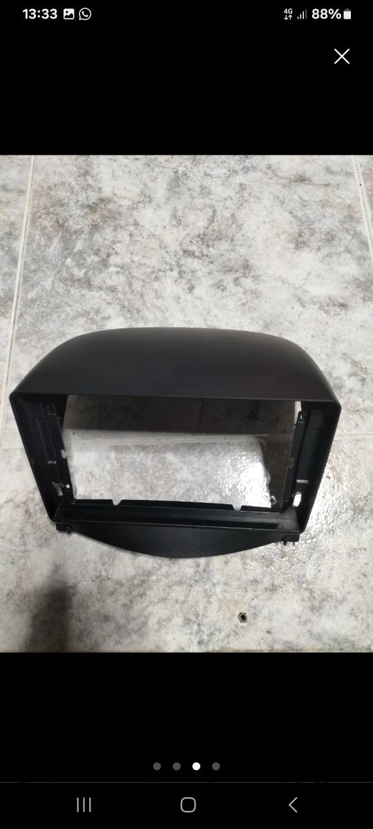 Moldura para ecrã pegeout 207 de "9"