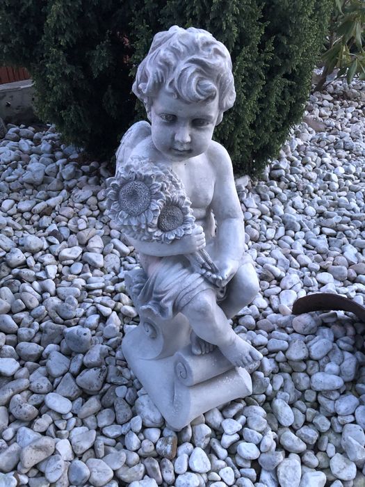 Figura ogrodowa aniołek 58cm