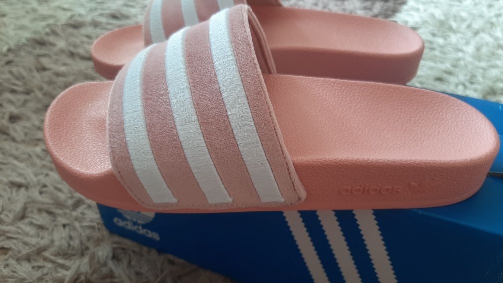 NOWE Klapki adidas adilette W.  rozmiar38
