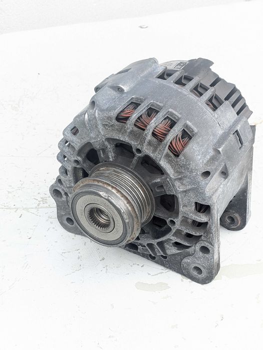 Генератор Volkswagen Passat B5 Audi A4 B5 A6 C5 Skoda SuperB - 1.9TDI
