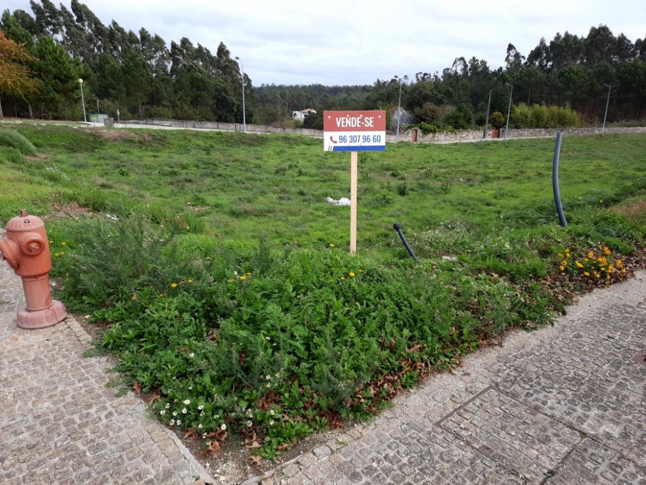 Lote de Terreno em Touginhó com PROJETO