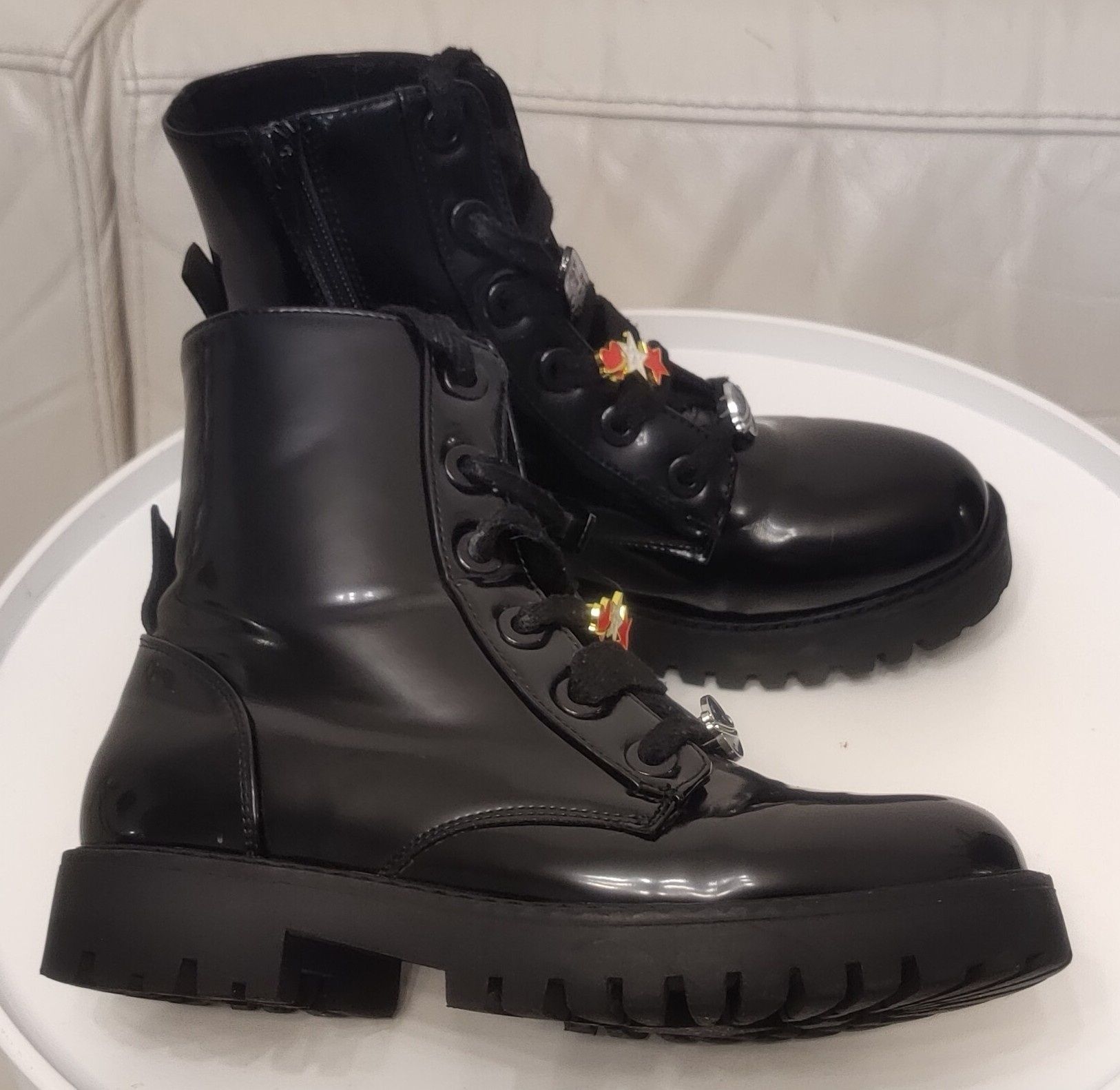 Buty glany lakierowane trapery rozmiar 35