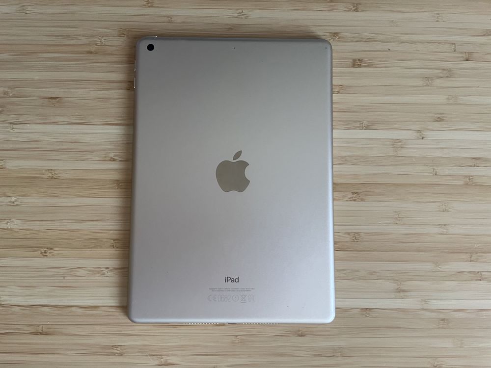 Ipad wifi 128 Gb gold 5 generacji