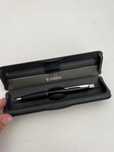 Caneta Parker na cor azul