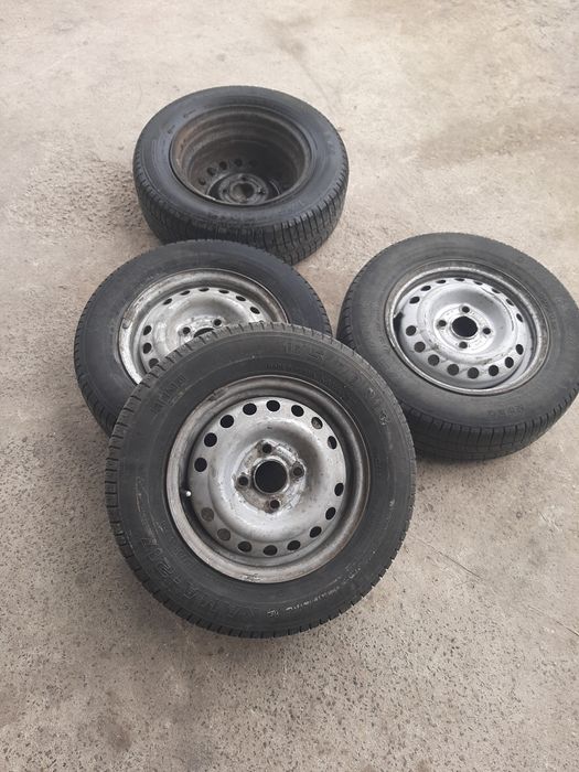 Срочно продам шини R13 175/70