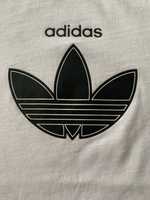 Adidas Originals T-shirt z nadrukiem - Adicolor loose unisex roz. 152