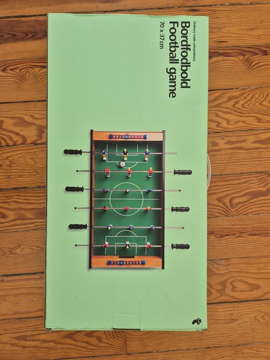 Mesa de matraquilhos de criança