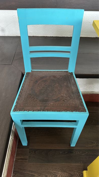 Mesa de jantar com 6 cadeiras