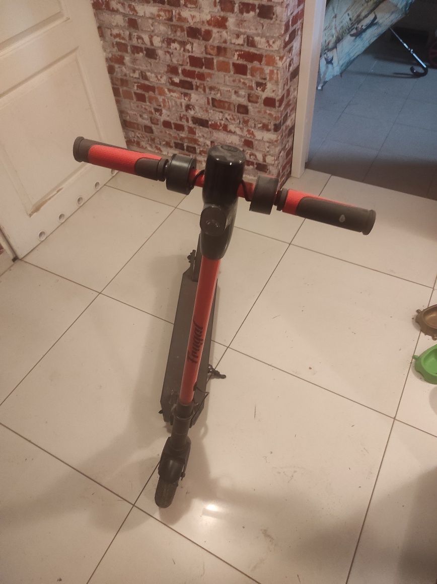 Hulajnoga elektryczna