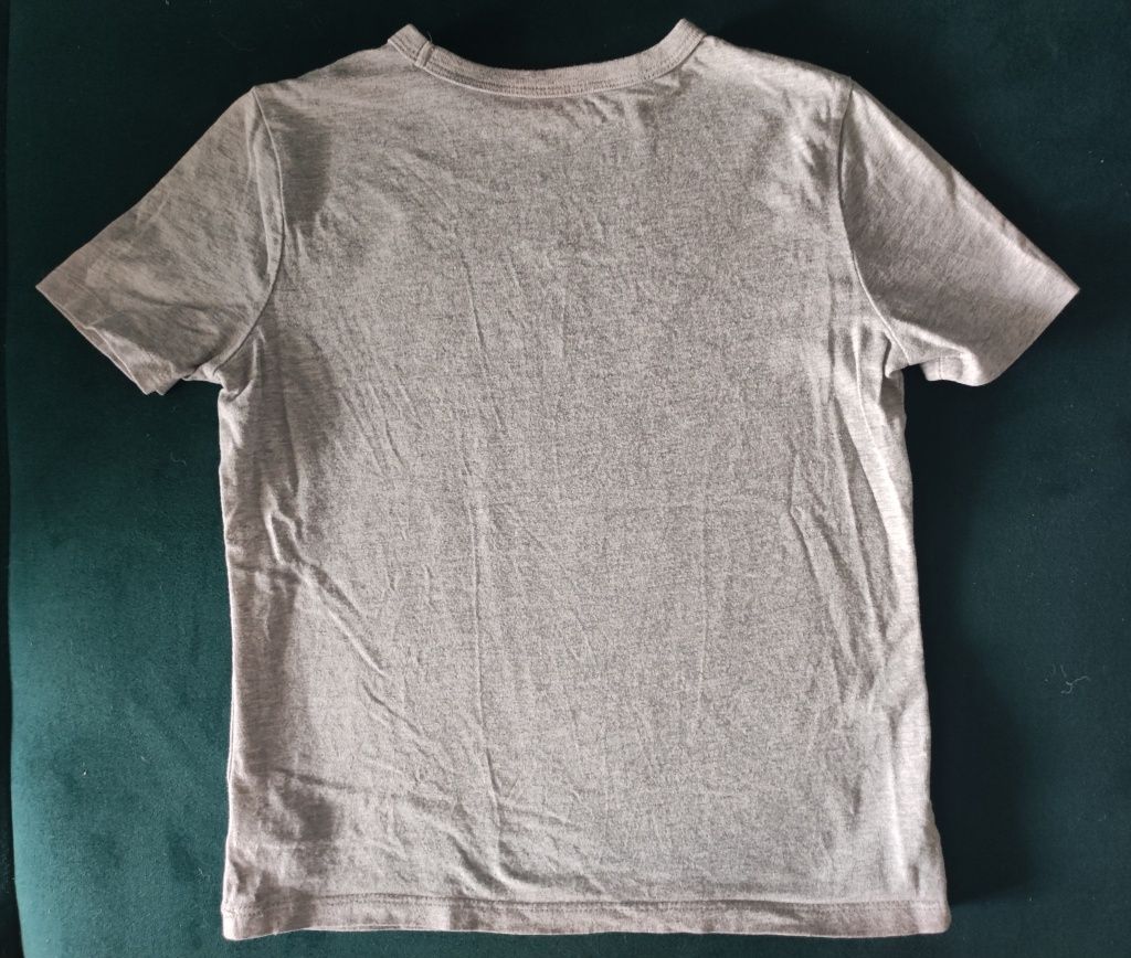 T-shirt GAP 6-7 lat