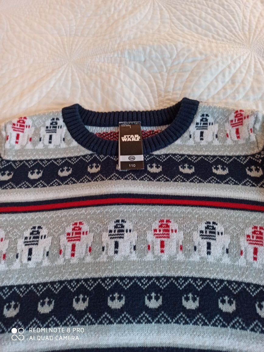 Sweter sweterek Star Wars firmy C&A rozm. 110 - idealny na święta!