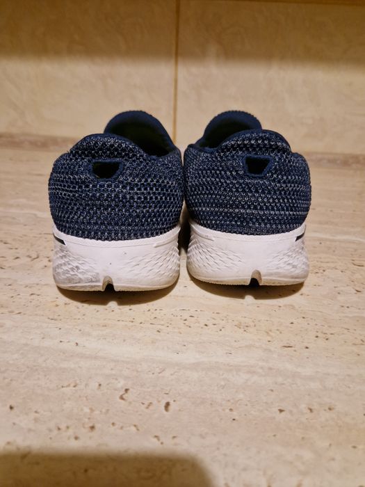 Sneakersy espadryle Skechers Go Walk4 r41