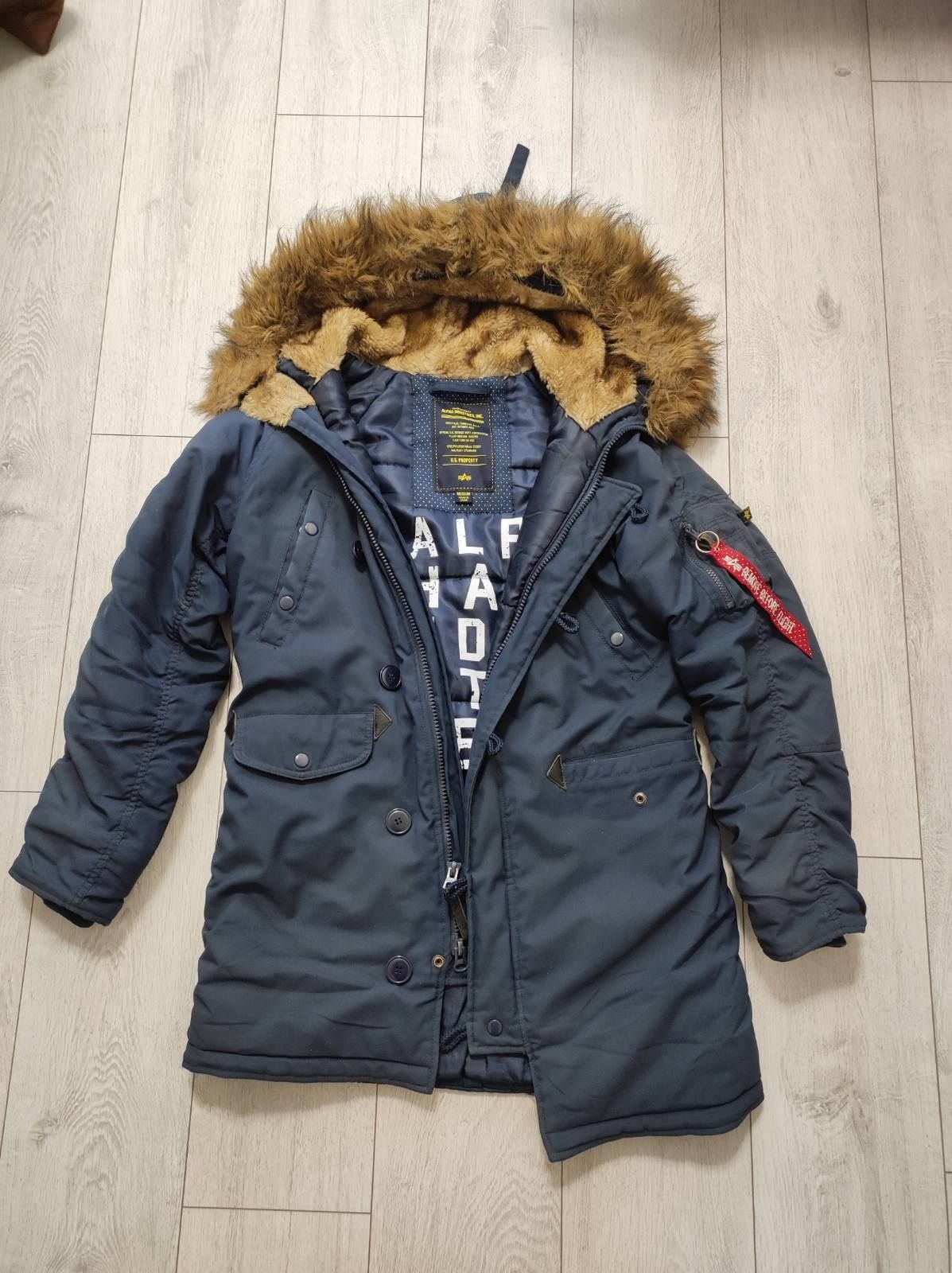 Куртка alpha industries (Аляска)