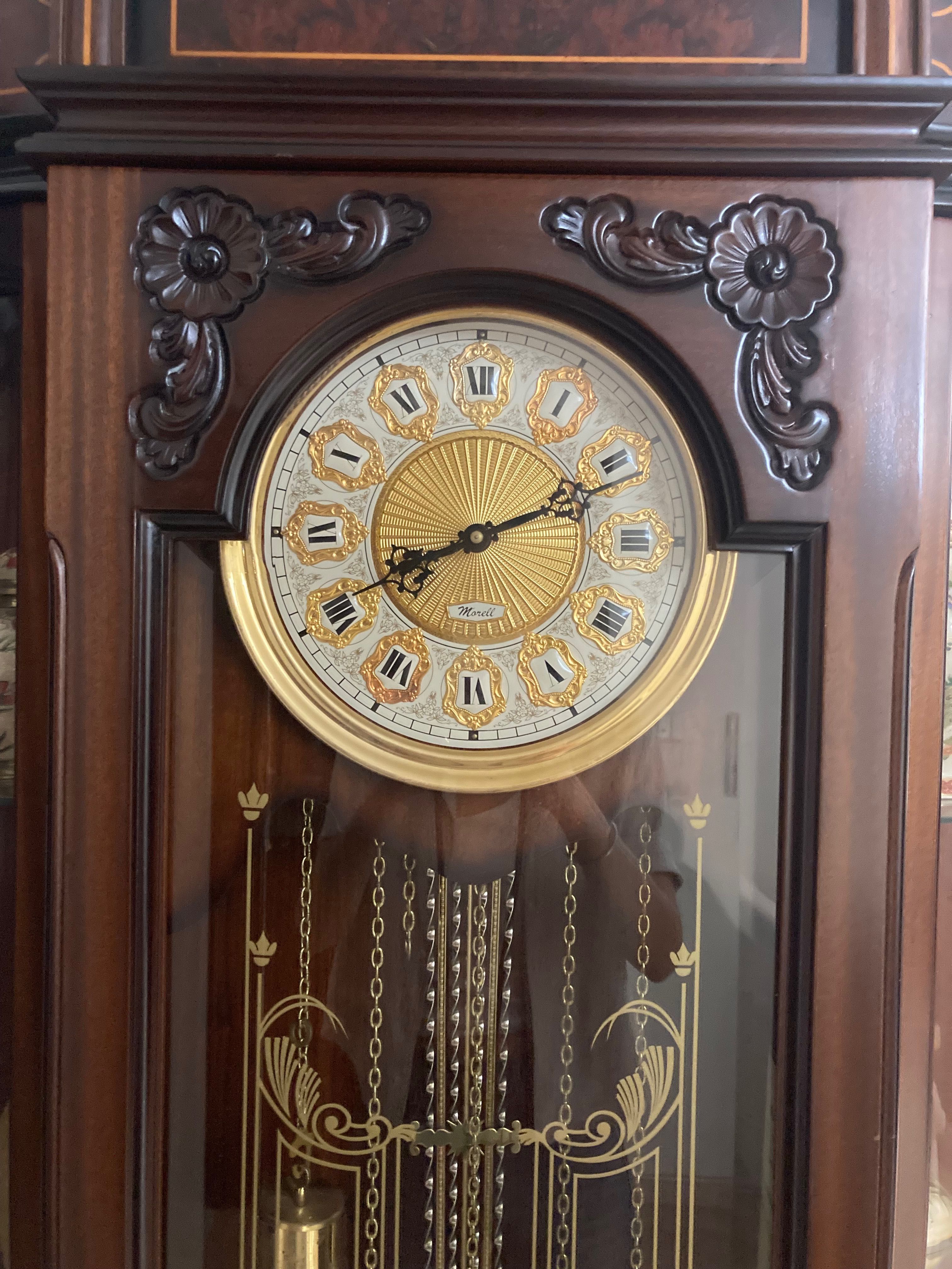 Relógio de sala antigo
