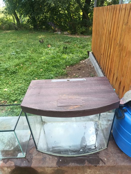 Аквариум б/у 60 л ,30л ,9л