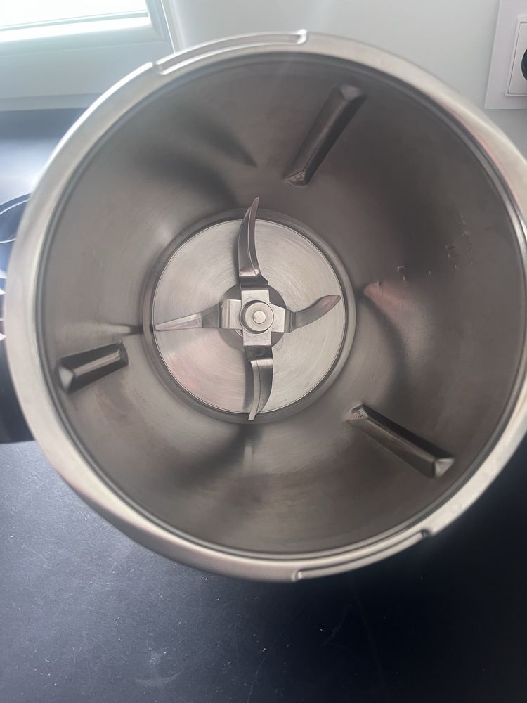 Termomix TM6 dwa naczynia i tarka