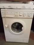 продам під ремонт чи на запчастини  Indesit 2296XW