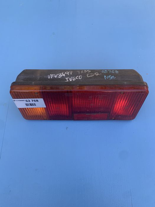 Iveco luz traseira esquerda