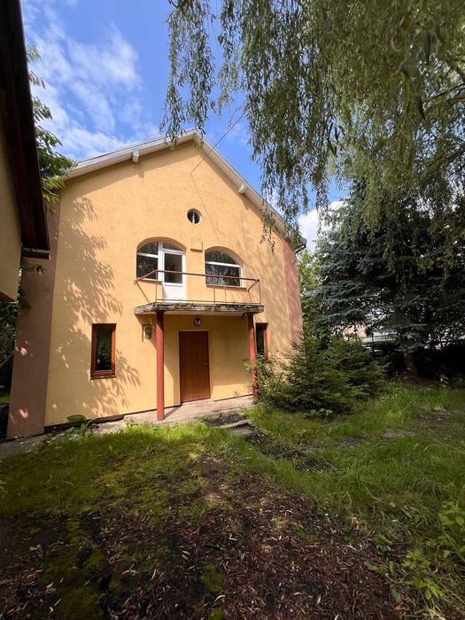 Оренда окремостоячого будинку у с. Солонка ( 3 кімнати)