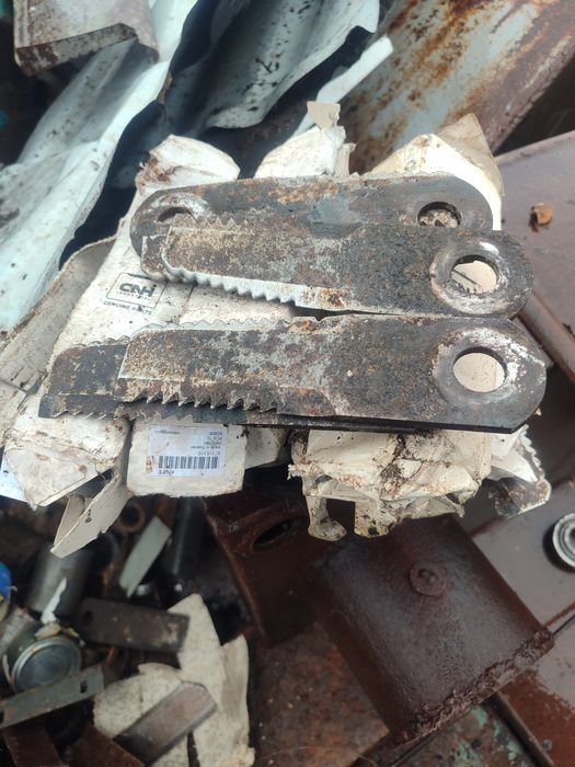 Нож измельчителя подвижный Джон Дир класс