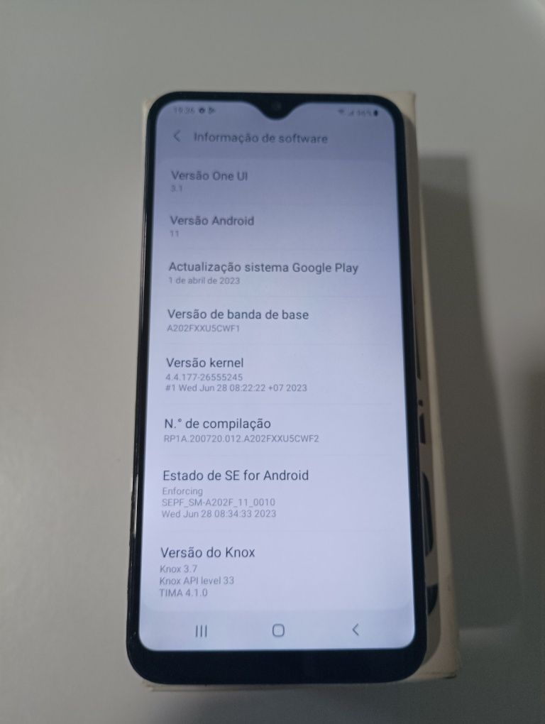 Telemóvel Samsung A20E