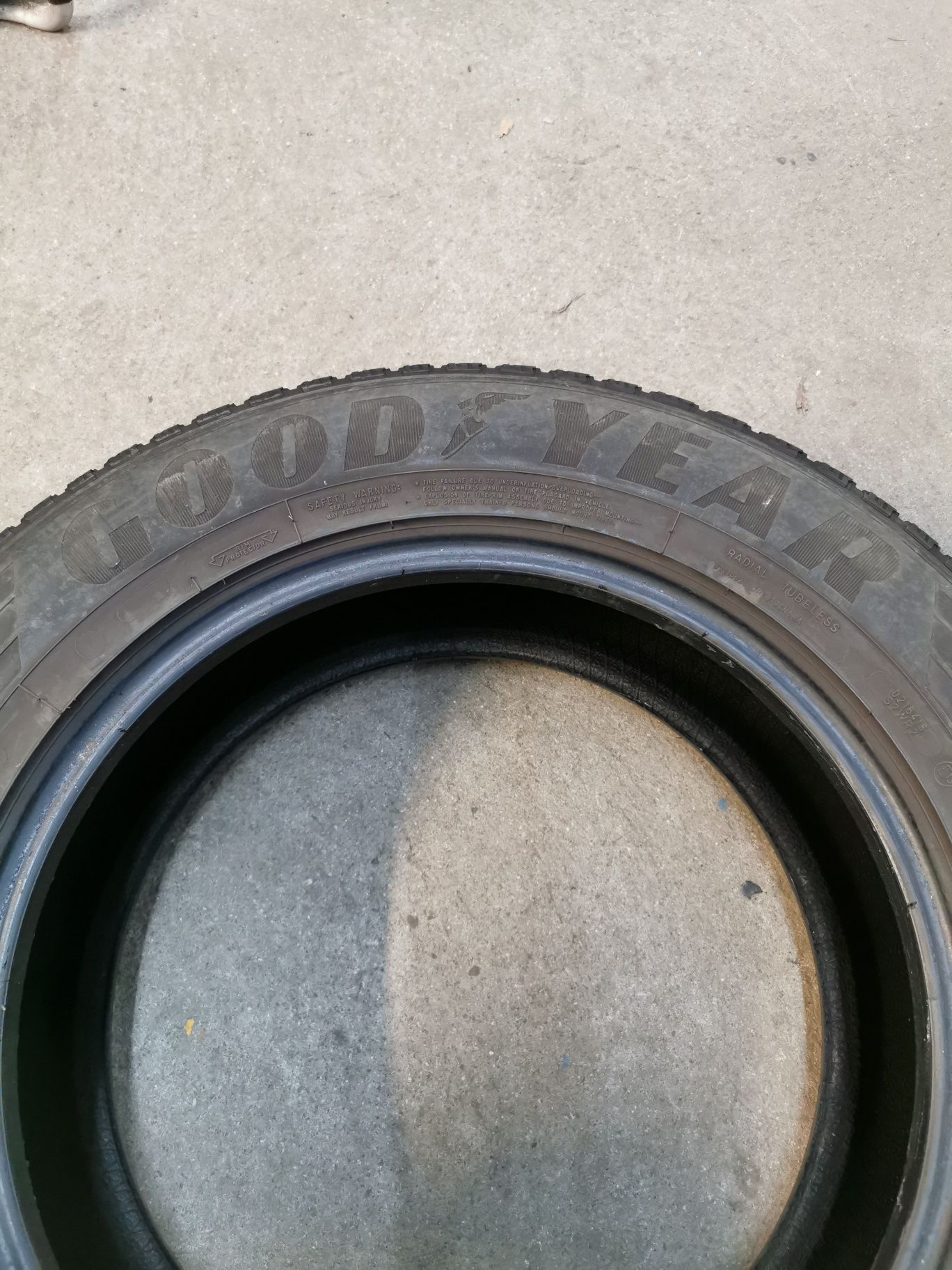 Komplet opon 225/65R17 Goodyear EFFICIENT GRIP SUV 4X4