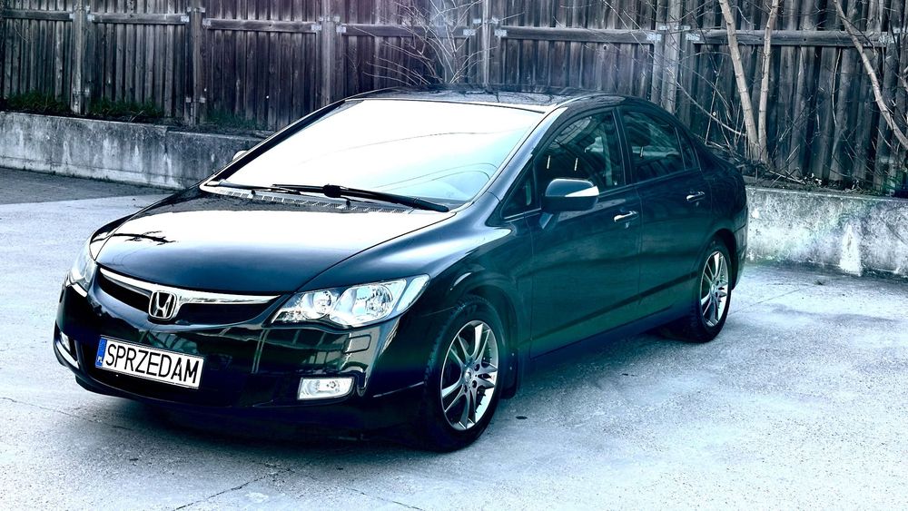 Honda Civic 1.8 benzyna , grzane fotele