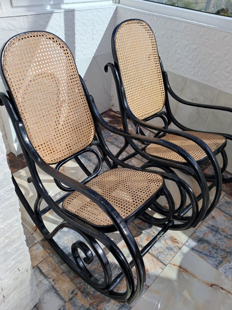 Ratanowy fotel bujany domowy bujak retro krzesło