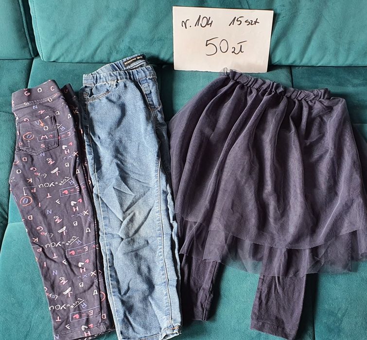 Paczka ubrań dla dziewczynki rozmiar 104 spodnie bluzki T-shirty