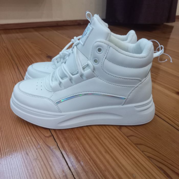 Кросівки хайтопи теплі на флісі Sinsay 38 розмір