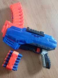 NERF Elite rukkus8