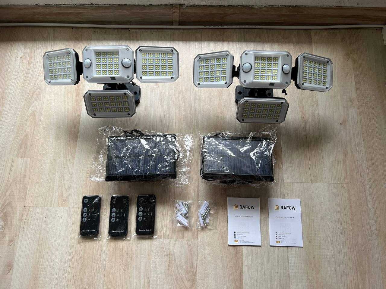 Lampy solarne do użytku na zewnątrz z czujnikiem ruchu 296 LED. 2 szt.