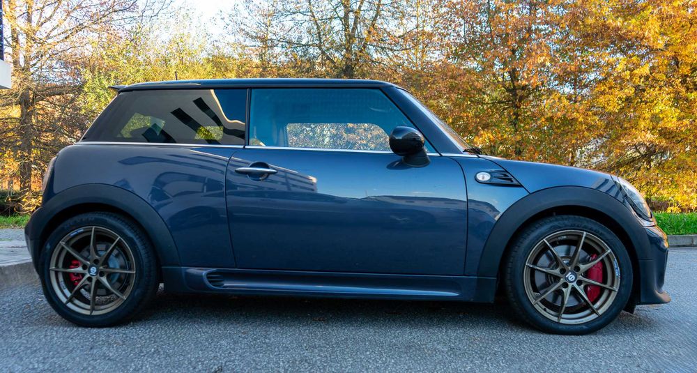 Mini Cooper John Cooper Works 1.6 Turbo – 211cv – N18 – FULL EXTRAS