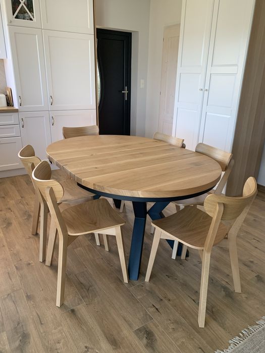 Stół  100+2 wkładki po 50 okragly rozkladany lity dąb + 6 krzeseł