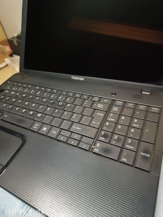 Toshiba  l500  c850  e  Hp dv6 150€ conjunto