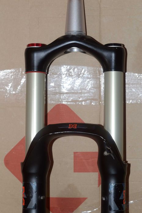 Вилка X-Fusion Metric (180хід/36ноги)