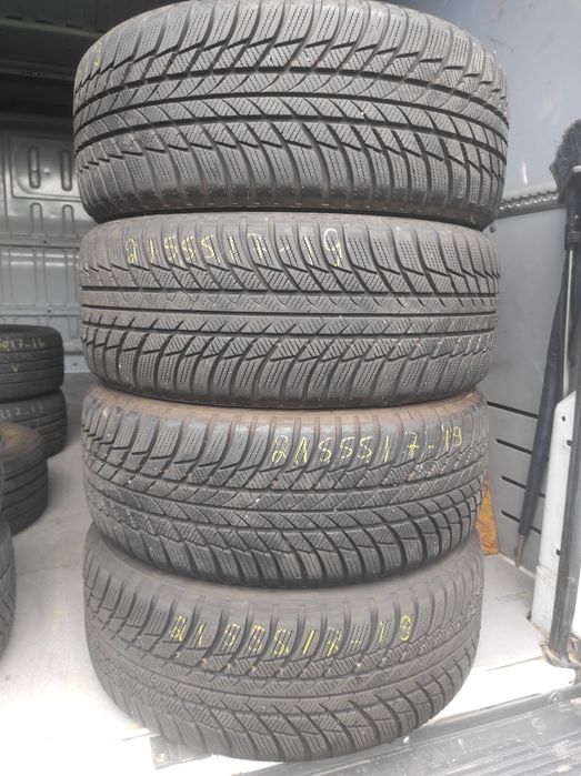 Шины зимние 215/55R17.