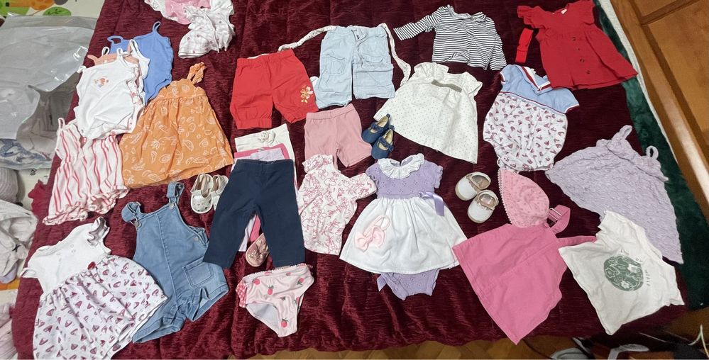 Lote de Roupas de Bebé 195 peças