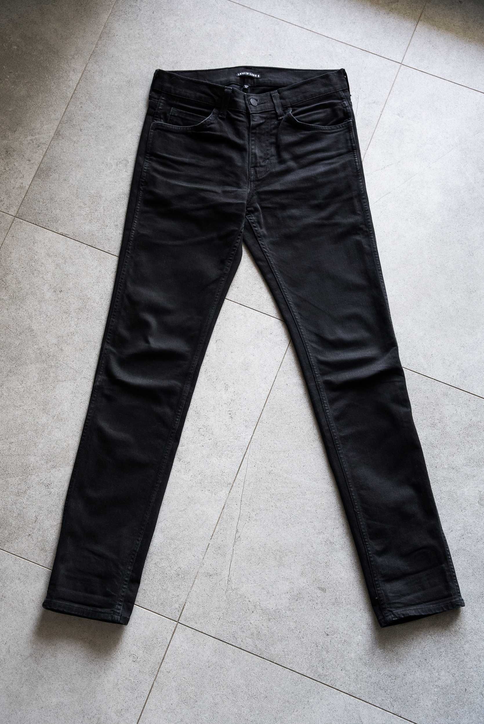 Czarne jeansy Levi's Line 8 - rozmiar 30/34