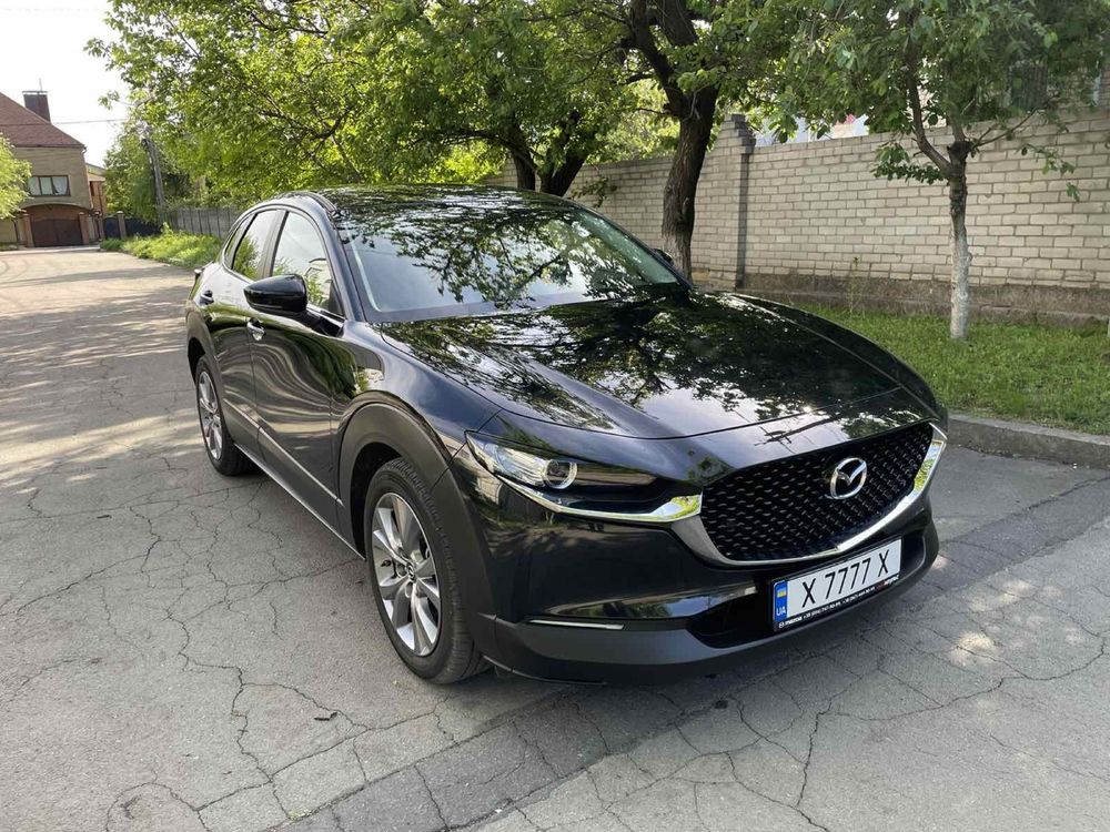 Продам автомобиль Mazda CX-30 без подкрасов 2021 года