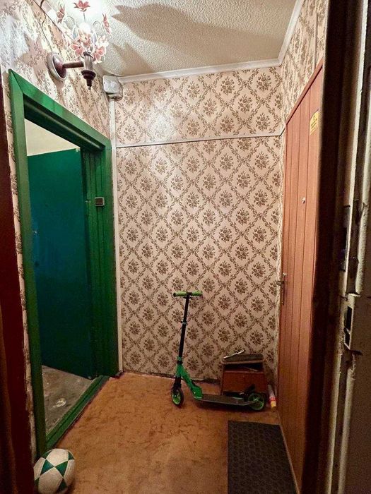 1 кімн. 1/9, без боргів, 2 мкрн. – Лівий берег