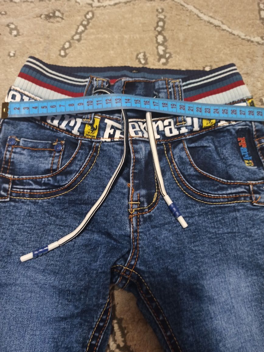 Круті, стильні джинси на хлопчика р.116, штани