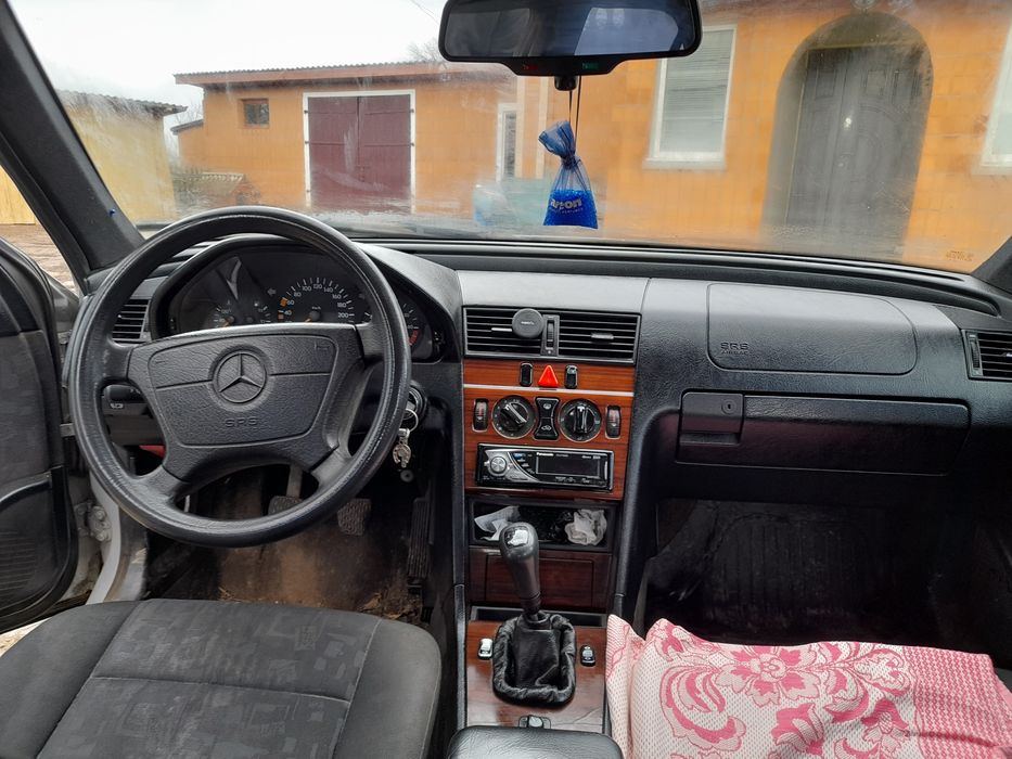 Mercedes Benz w202 c180