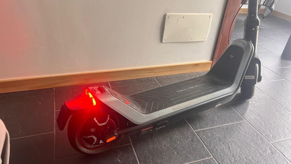Trotinete NIU electric Kick scooter