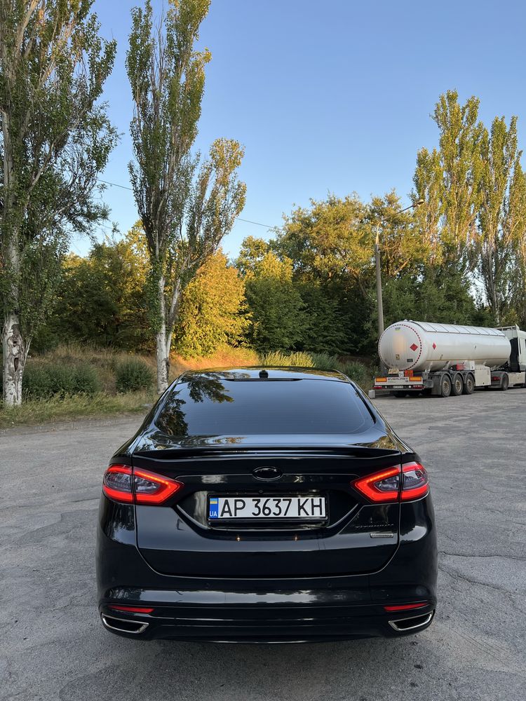 Ford Fusion TITANIUM 2013г
