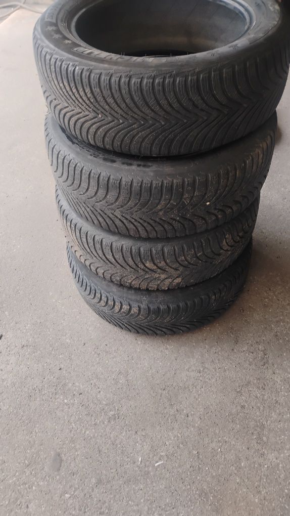 Opony zimowe r 16