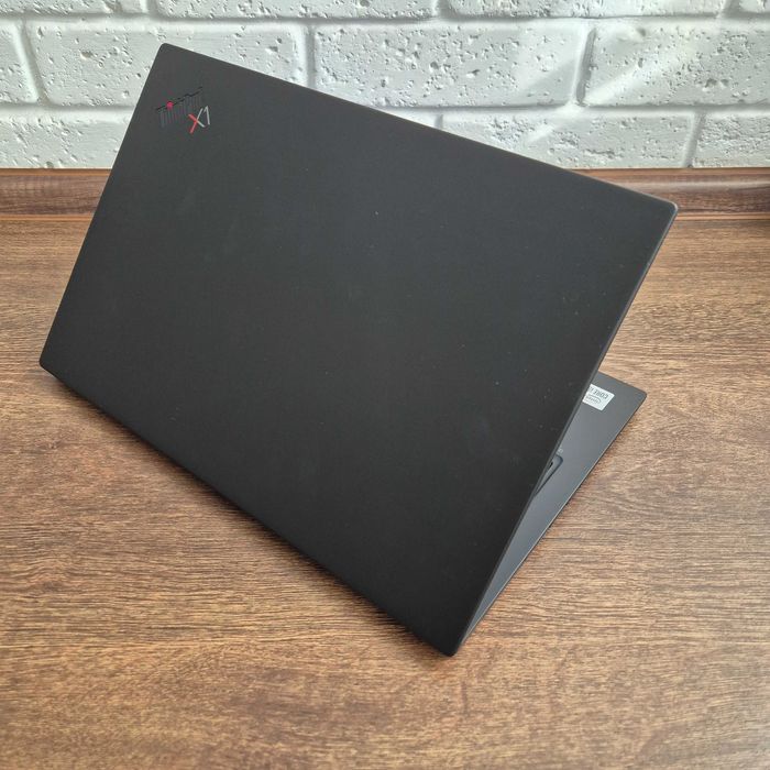 Lenovo ThinkPad X1 Carbon 8 | Core i5-10210U | 14 (IPS) | 16GB | 256GB