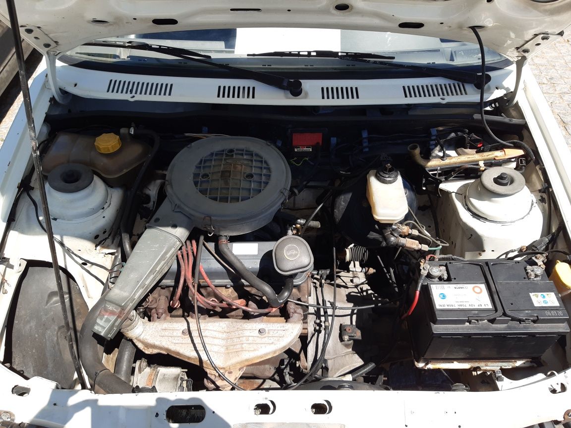Ford fiesta 92 gasolina 1.1