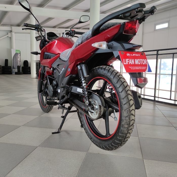 Дорожный мотоцикл Lifan LF150-2E