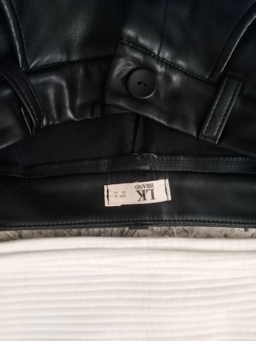 Шкіряні штани +кофта в подарунок